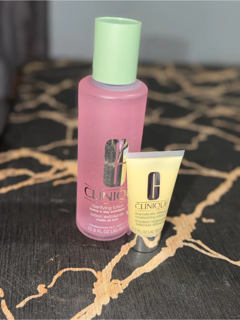Clinique Clarifying Lotion 3 -13.5oz & moisturizing lotion 1.7 Combination oily
